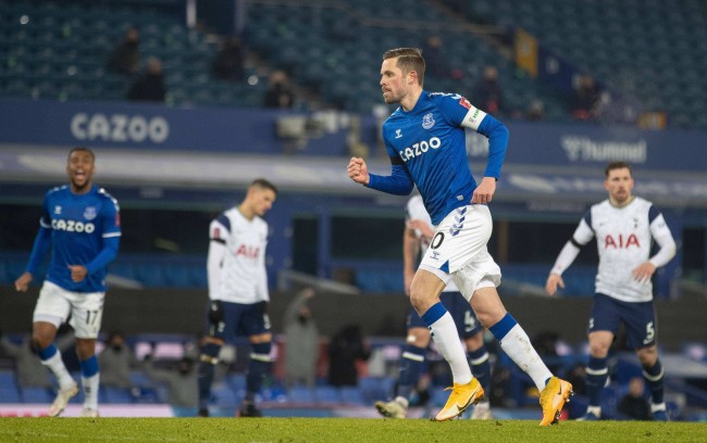 俱乐部之间 俱乐部之间